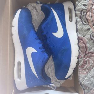 Nike Air Max Tavas